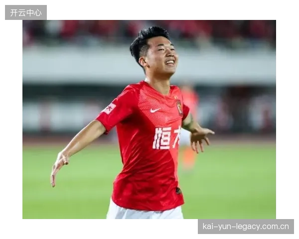 U23小将胡荷韬数据亮眼，已成半程冠军左路防守核心。